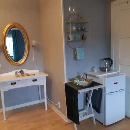 Lyxigt Rum Med Eget/Badrum Med Spa Kaensla Jönköping Exterior foto